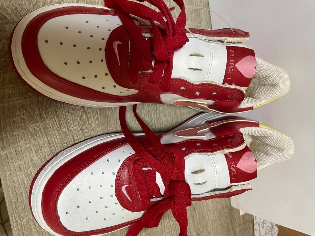 NIKE AIR FORCE 1 白赤 US8 JP25cm ハートのワンポイン