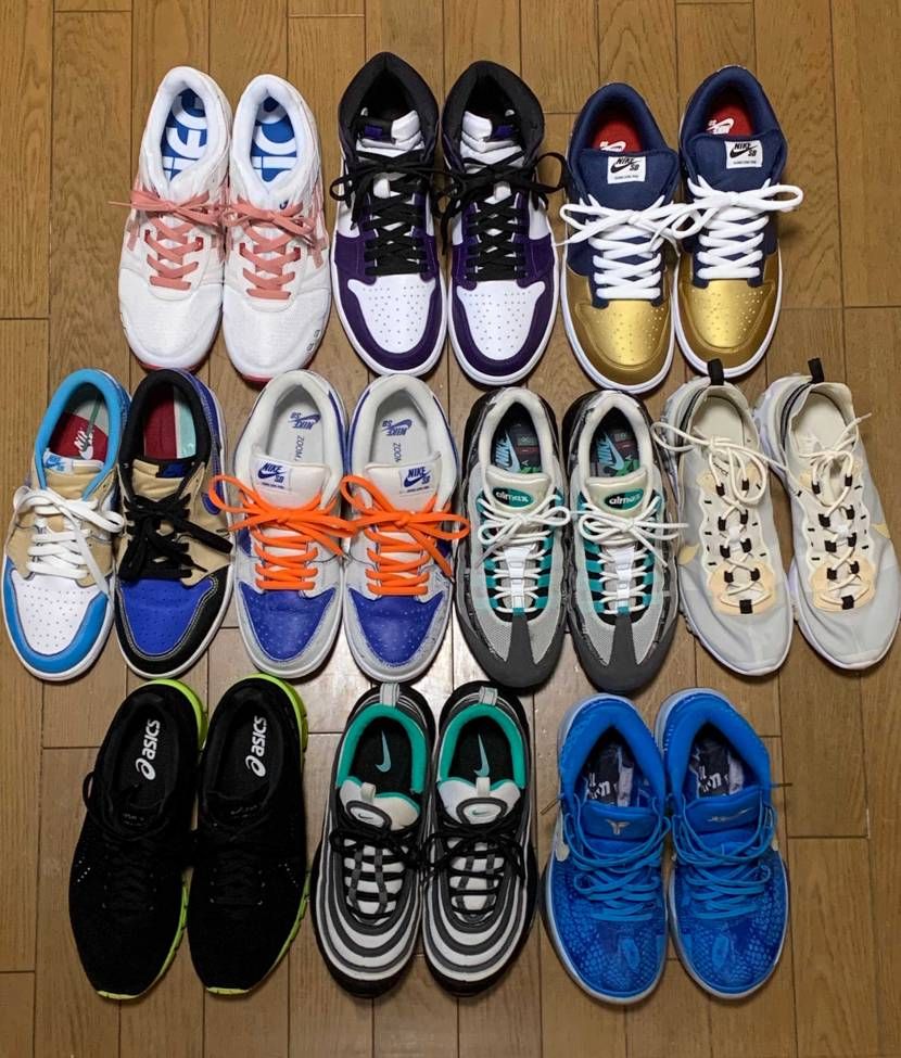 なんやかんや月5000円の小遣いを靴のためにほぼ貯金し
お年玉も注ぎ込んだ結果