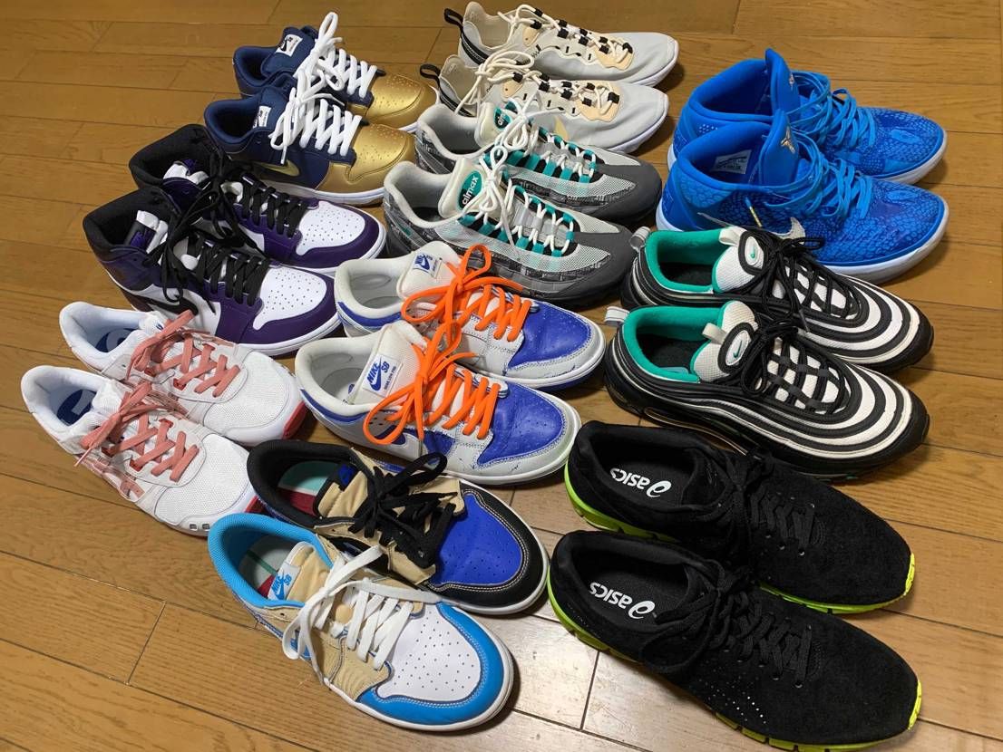 なんやかんや月5000円の小遣いを靴のためにほぼ貯金し
お