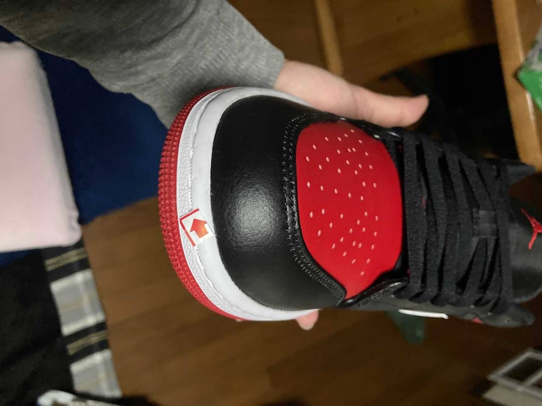 つま先のシールなんですの？
アトモス当選品です！