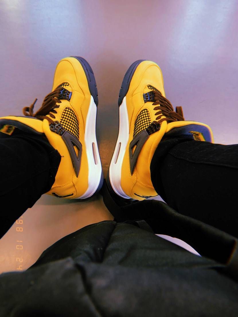 ココ最近の足

寒くなってからというものDUNK LOW