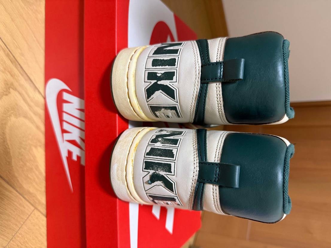 暇つぶしにやってみました
・アセトン
・ソールの黄ばみ