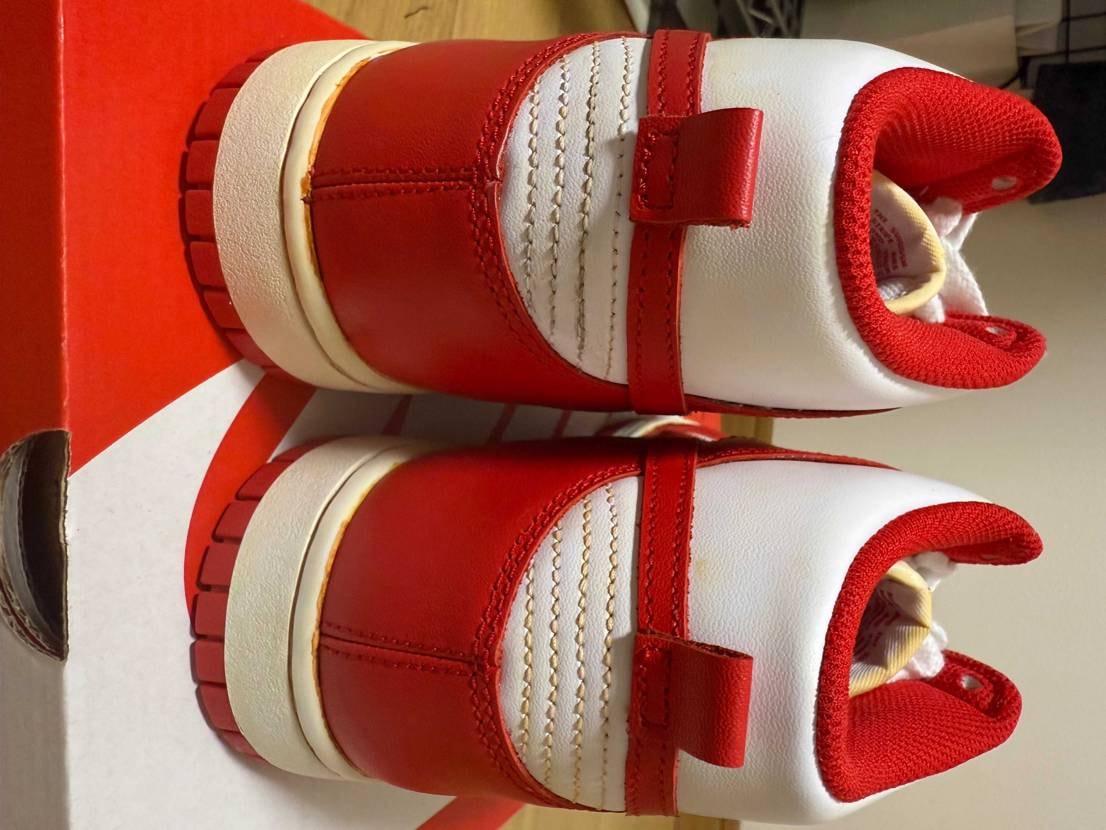 暇つぶしです
・アセトン使用
・ソールをビンテージ加工