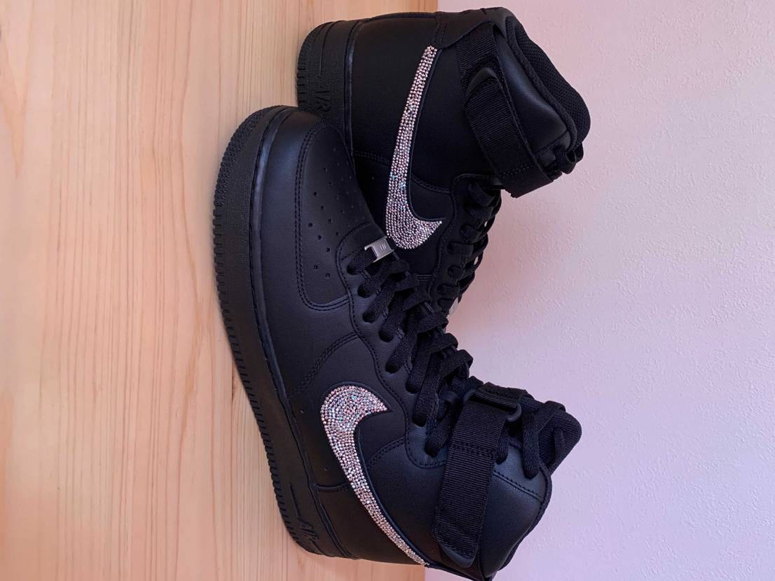 暇つぶしです
・アセトン使用
・2mmラインストーン貼り