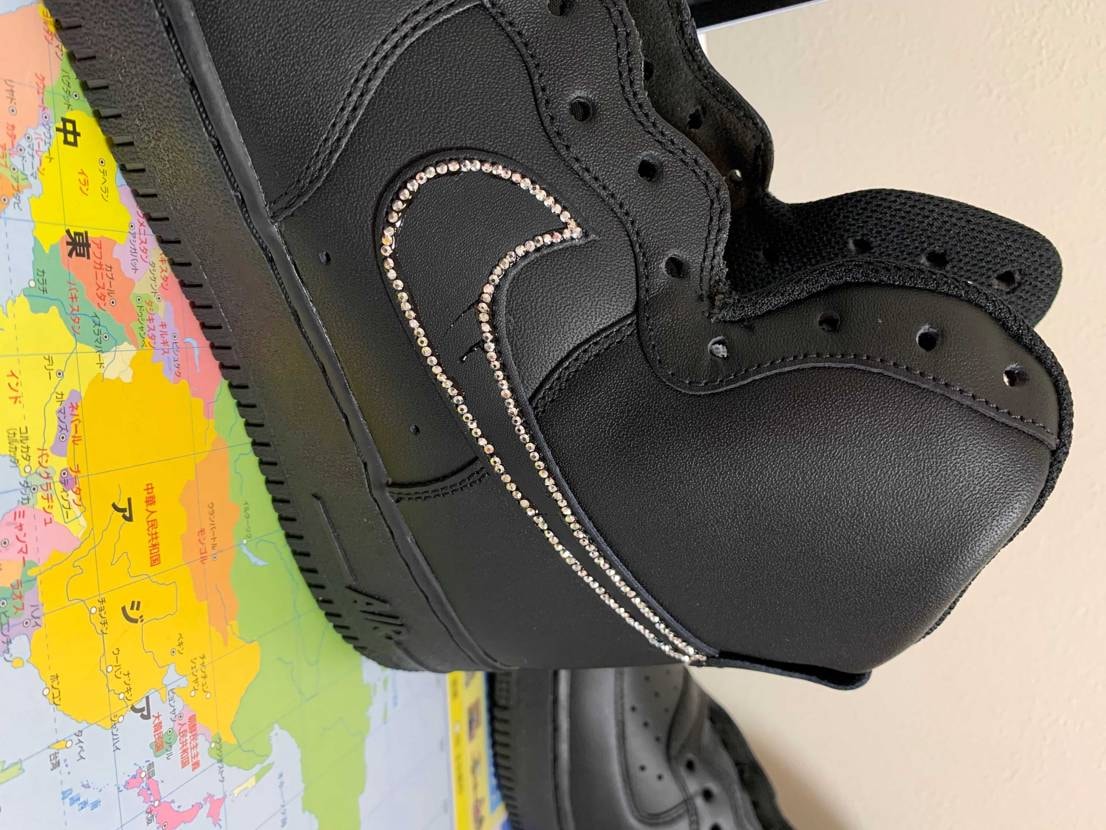 暇つぶしです
・アセトン使用
・2mmラインストーン貼り