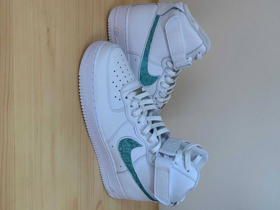 暇つぶしです
・アセトン使用
・2mmラインストーン貼り