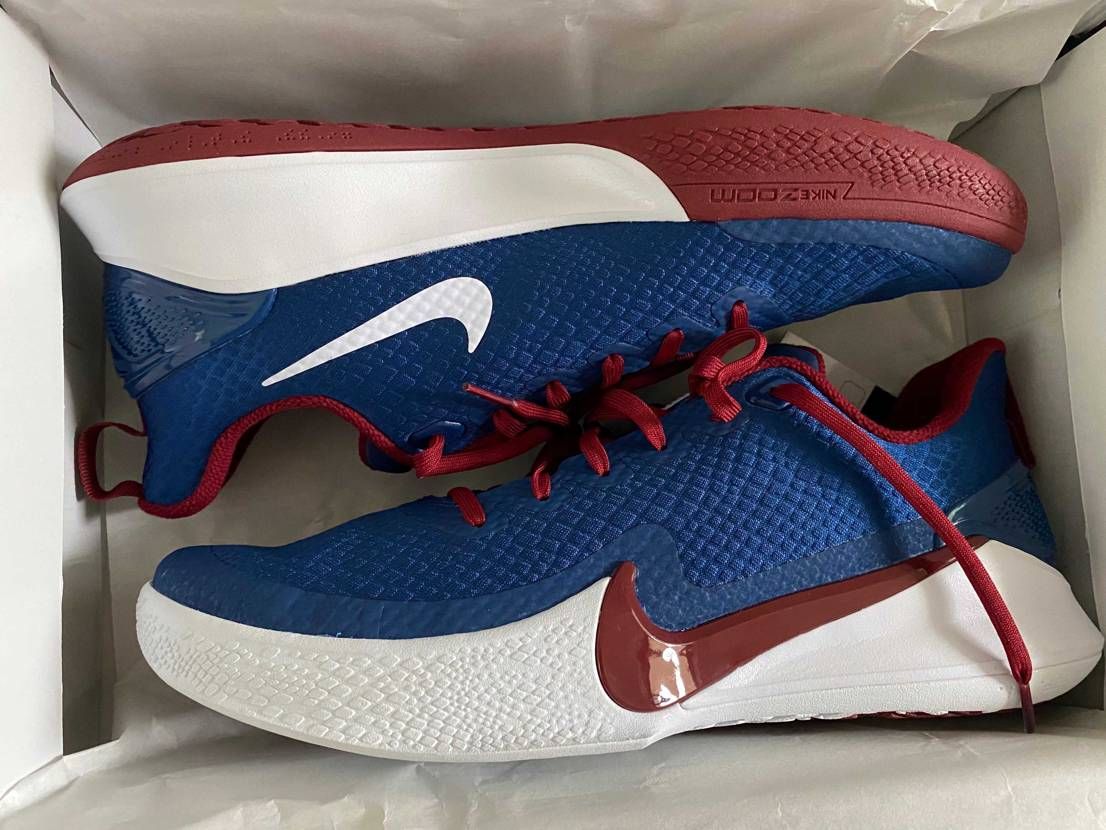 
NIKE KOBE MAMBA FOCUS EP  
少しソール固め！
