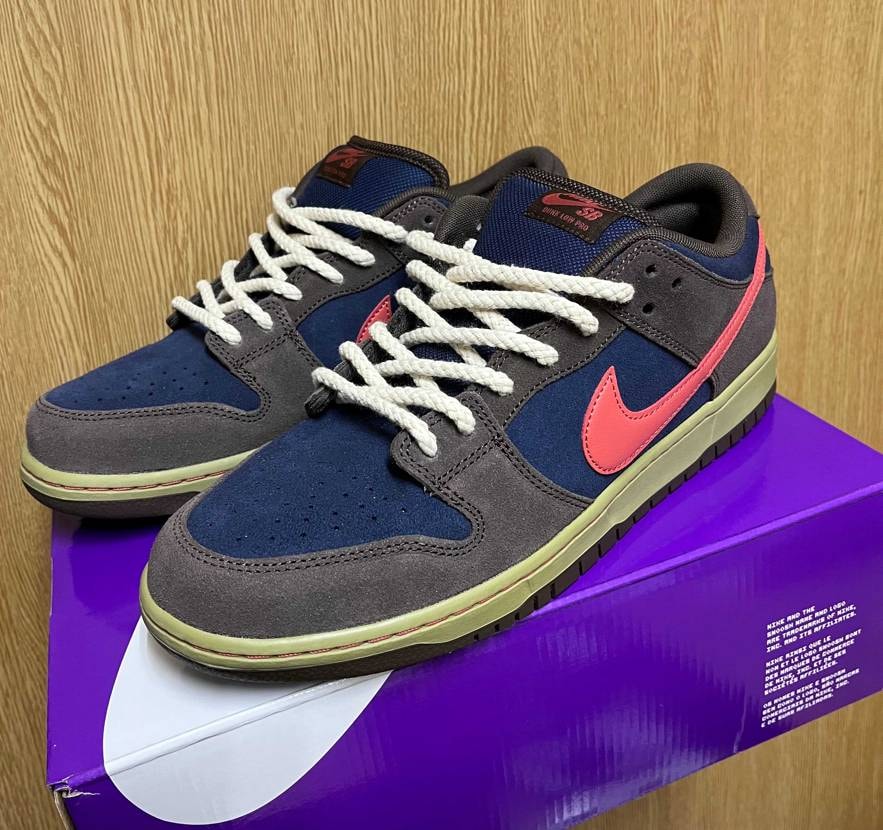 こんなカッコいいスニーカーが普通に買えるようになるなんていい時代ですね(^^)