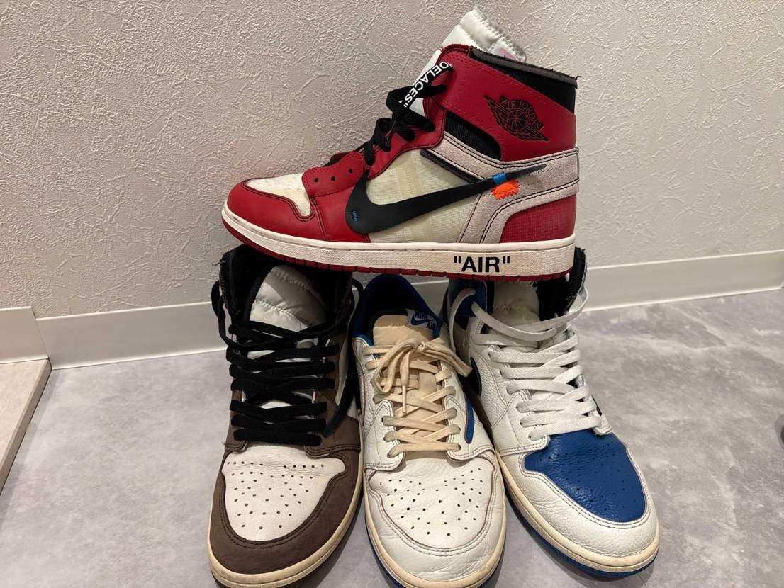 最近履いてるスニーカー😉

🐯🐡は踵削れてきてシカゴはスポンジ破けてきた😱