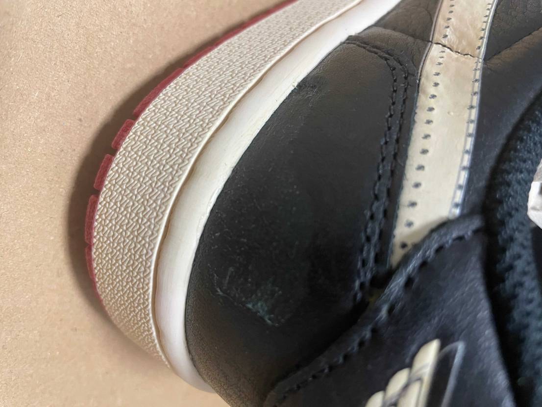 これがNIKEクオリティってやつか？
それともショップの管