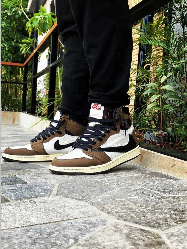 Travis Scott × Nike Air Jordan