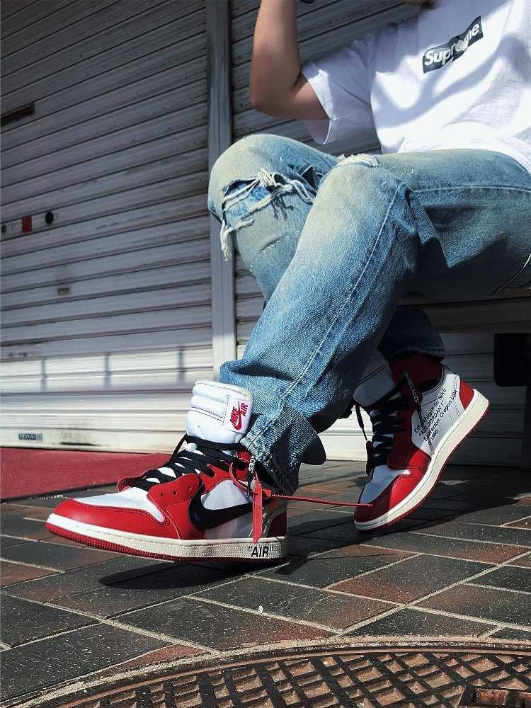 ◤◢◤◢◤◢◤◢Off-White Chicago☀️
.
.
.
#n