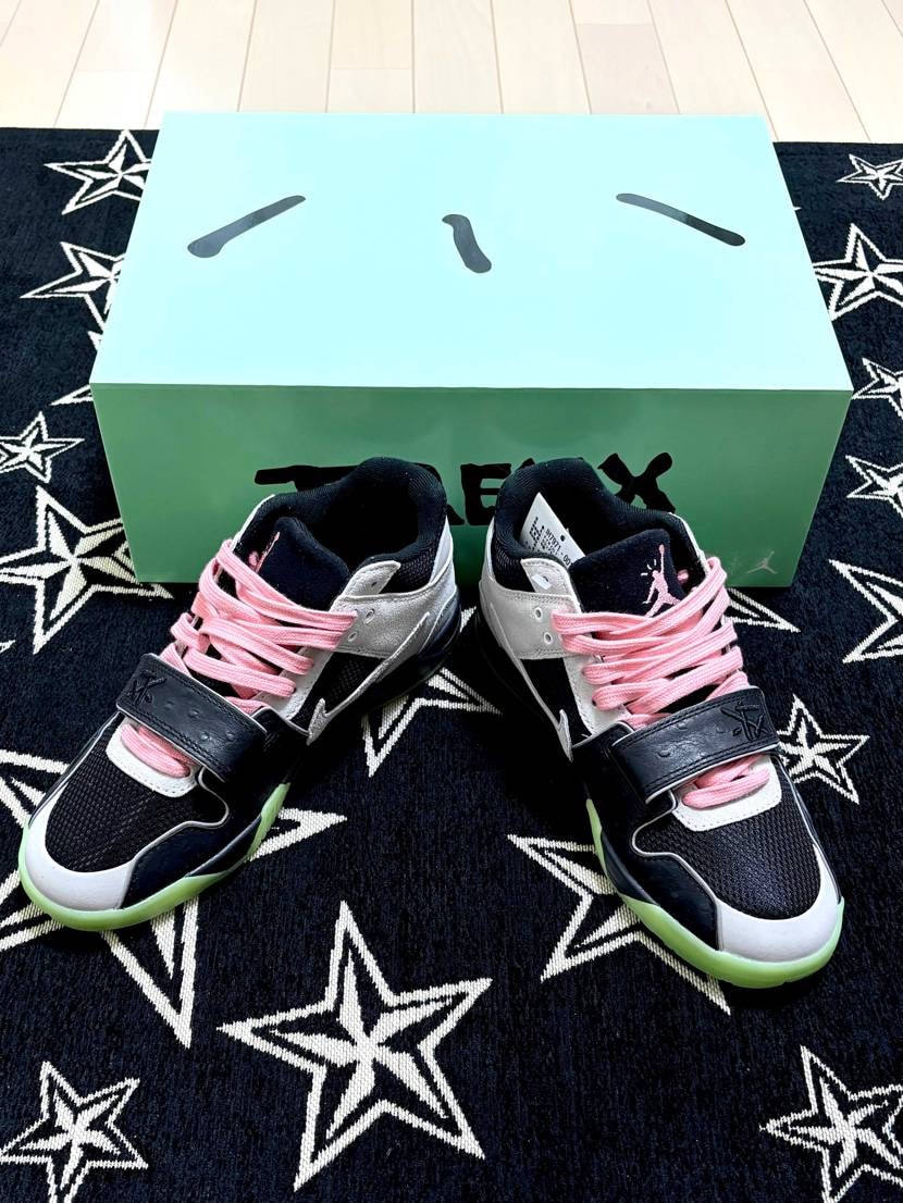 5店舗オンライン抽選にエントリーしてまさかのatmosだけの当選でした。嬉しさも