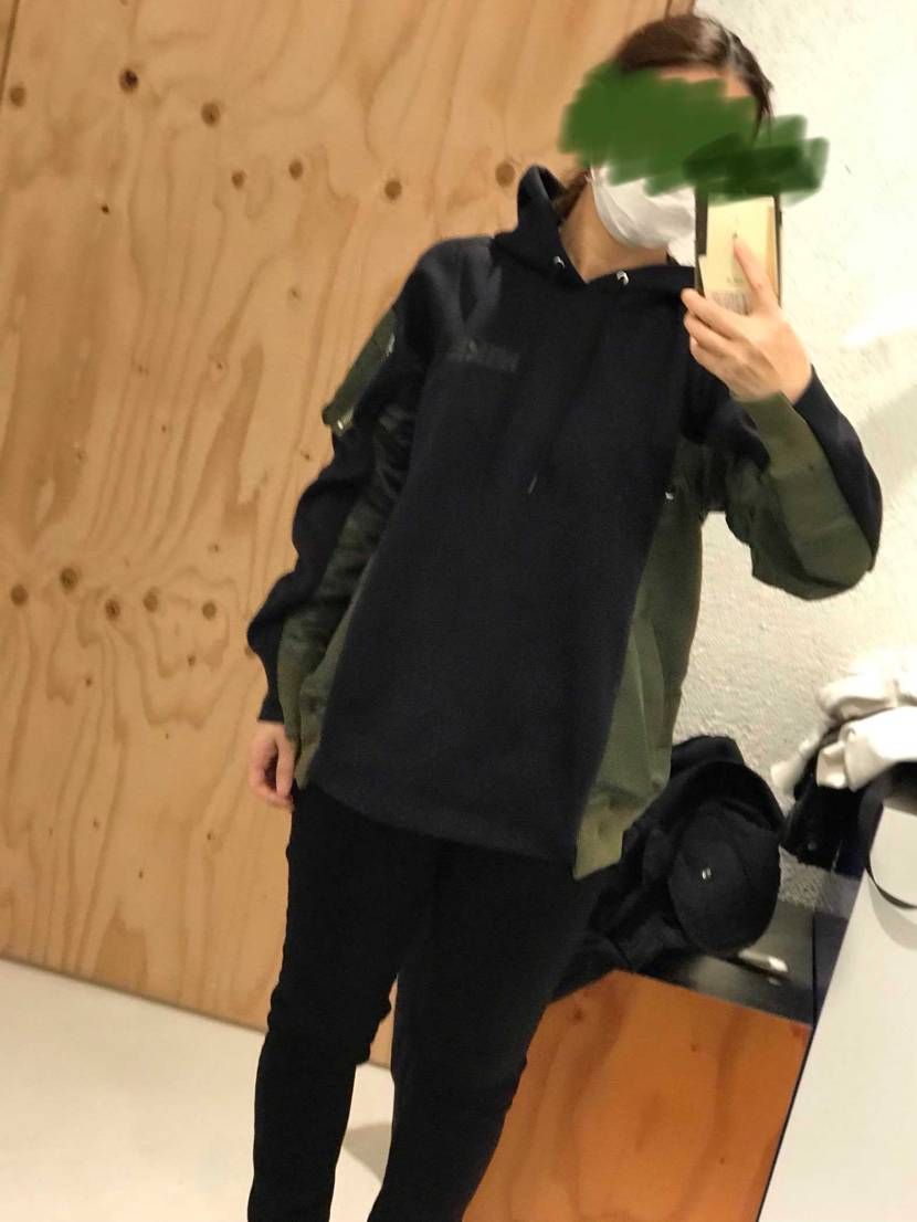 sacaiのフーディのサイズの参考になれば幸いです。163c