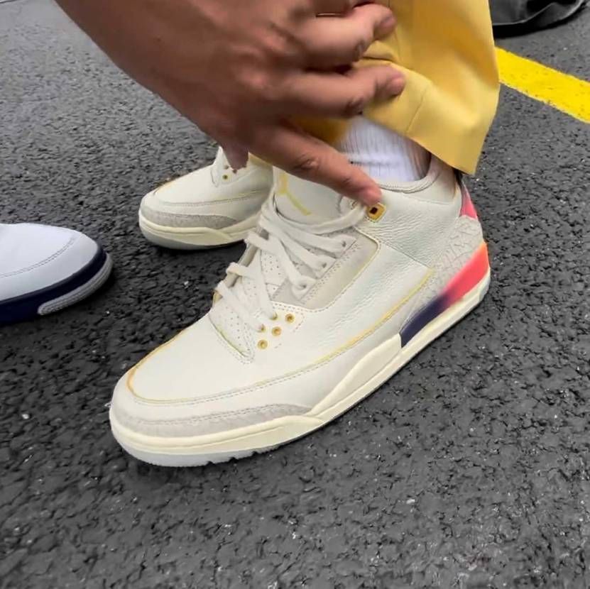 バルビンAJ3はグラデカラーなんですね。