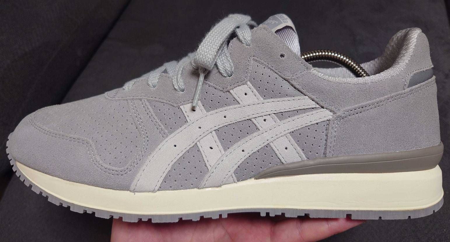 Onitsuka Tiger TIGER ALLY

毛足の短い綺麗なスエー