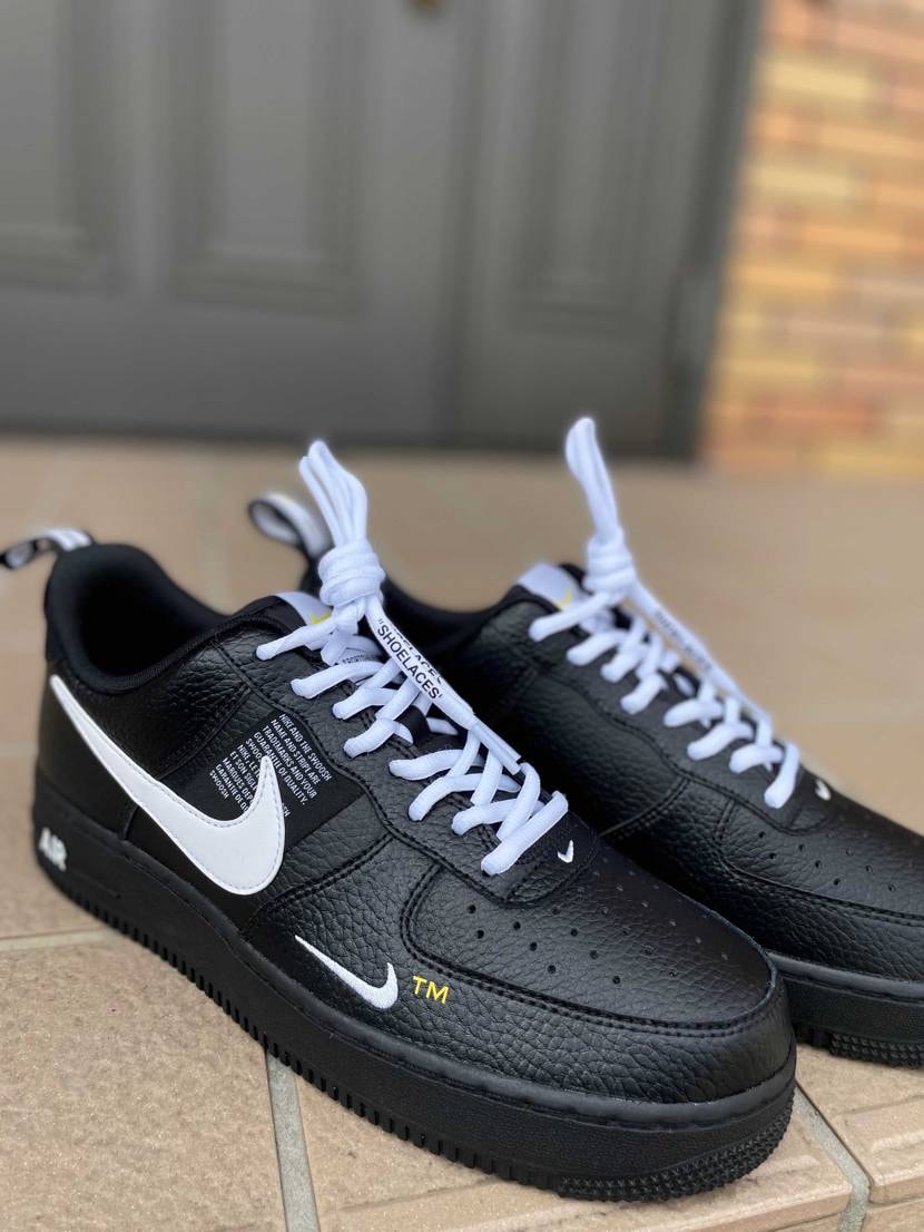 靴紐変えてみました