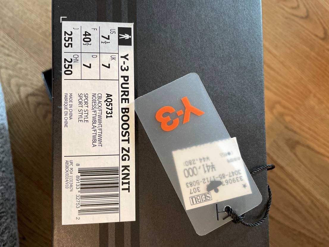 Y3のPureboostです

Fear of Godデ