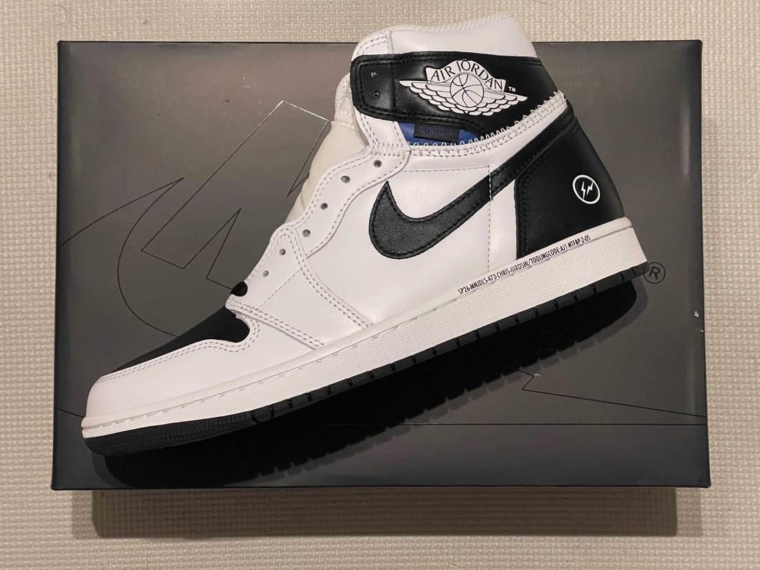 シンプルだけど、至高の一足です😭✨
切りっぱなしじゃないのが嬉しい🤣