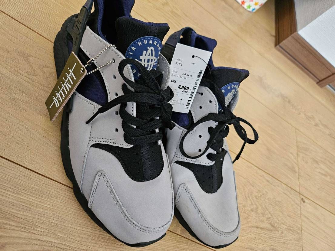 セカストで箱なしだったけど4980yenで売ってて一目惚れして試着してビタだった
