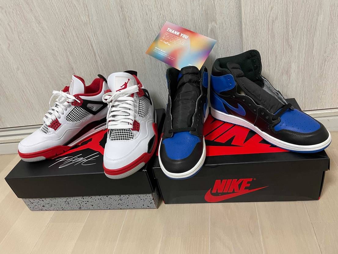 酔った勢いでスニダンで買ったロイヤルと
snkrsで当たったaj4が届きました