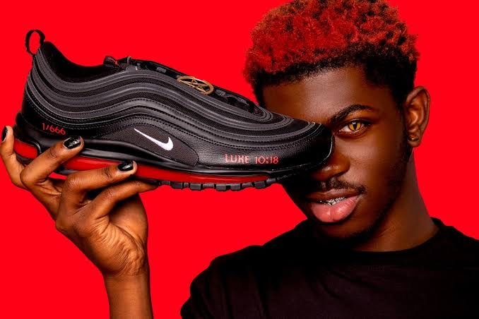 サタン持ってる人居ますか？
カッコイイ😍