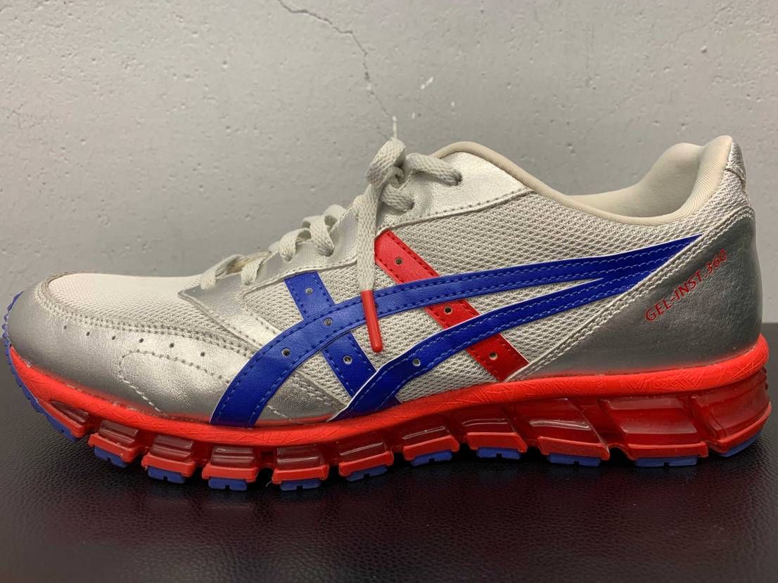 セカストで一目惚れしてモデル名知らずに購入。箱無しでしたが価