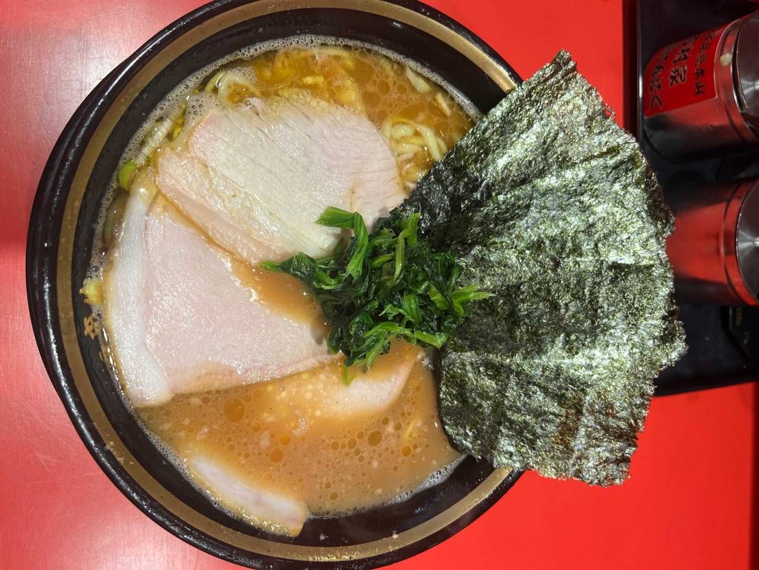 後輩たちと環2家のラーメン、原宿のスニーカーショップ巡り、家
