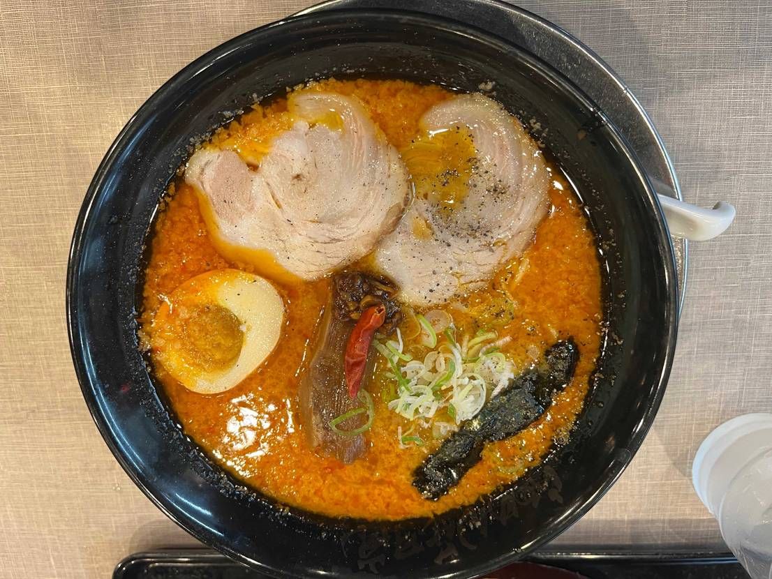 後輩たちと環2家のラーメン、原宿のスニーカーショップ巡り、家