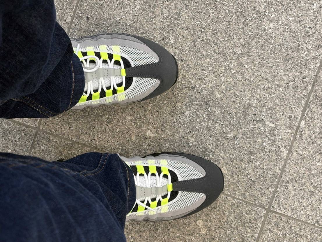 今日は天気も良かったのでイエグラ下ろしました✨
私の足はナイキの靴と相性悪いで