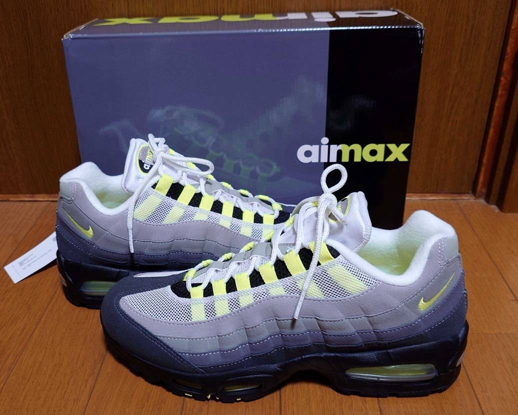 抽選全ハズレだったので、どうしても欲しくてスニダンで購入して