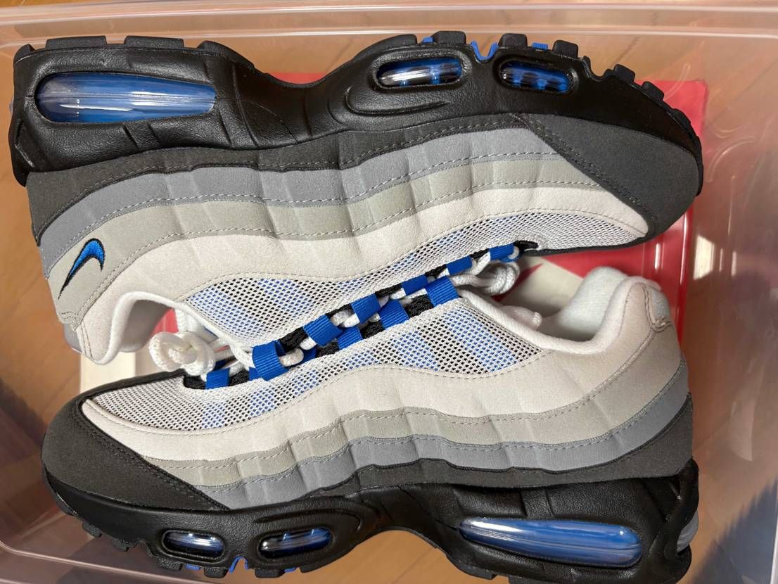 atmos博多
2番入店でマイサイ27cmGET👟

実物めちゃくちゃ良い
