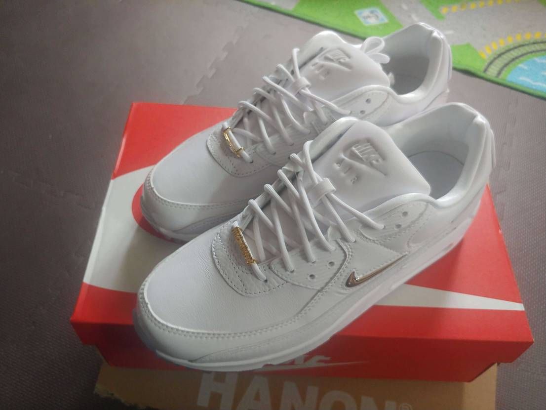 本日Hanonにて到着！良い！別色も欲しいからスニダンさん対応してくれい！