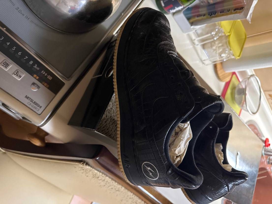 とても悲しい出来事が_:( _ ́ཫ`):_
石を踏