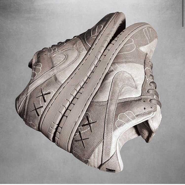 インスタで見たのですが、これは販売されてないやつでしょうか？