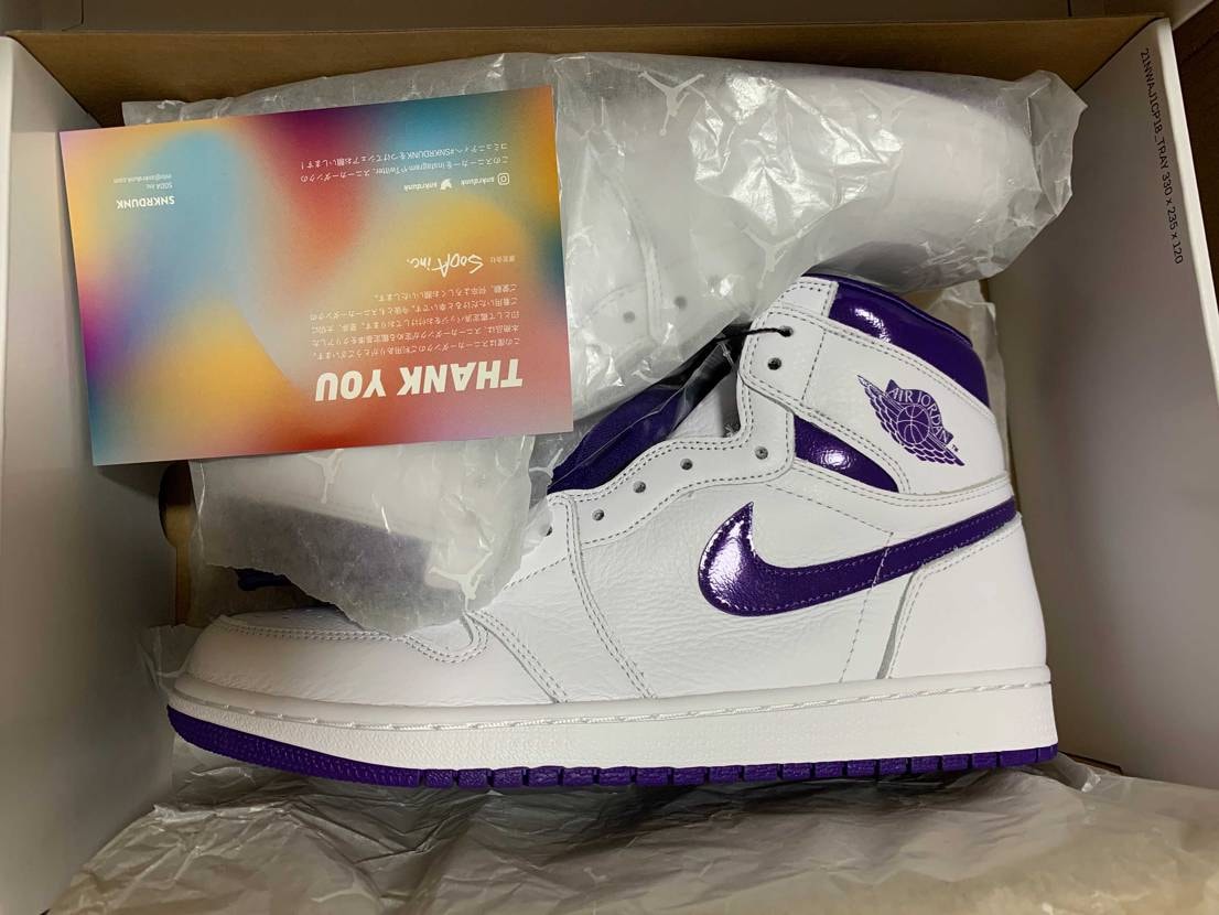 ウィメンズのコートパープルが届きました
少し接着剤のはみ出