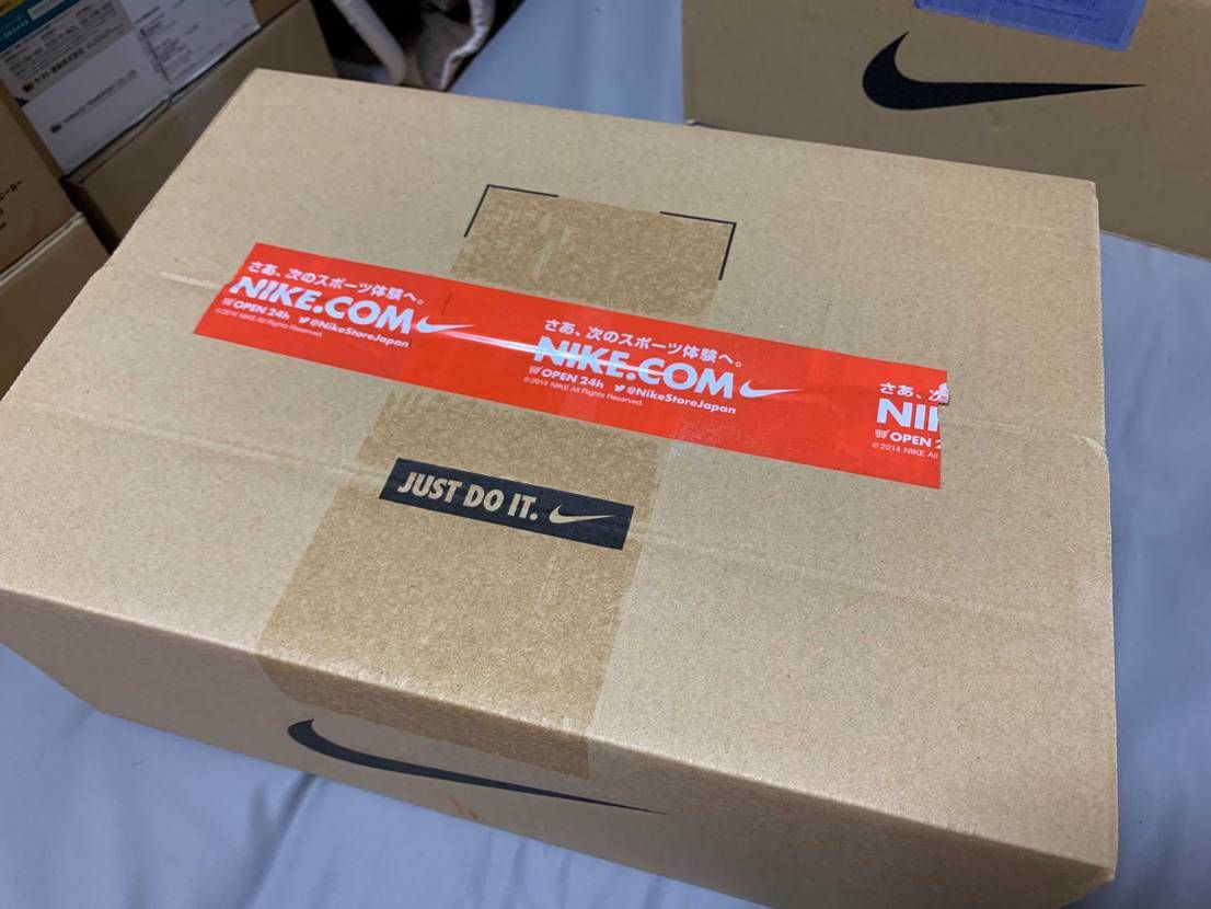 今日初めて箱開けました
サイズ違いだったらどうしようと思ってましたがマイサイで