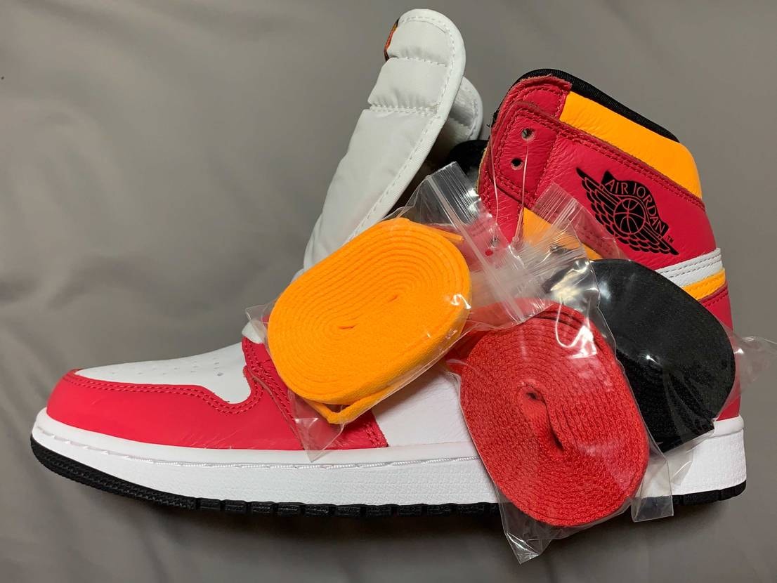 アトモス着弾
派手だけど良いねー
ハーパンでガシガシ履き