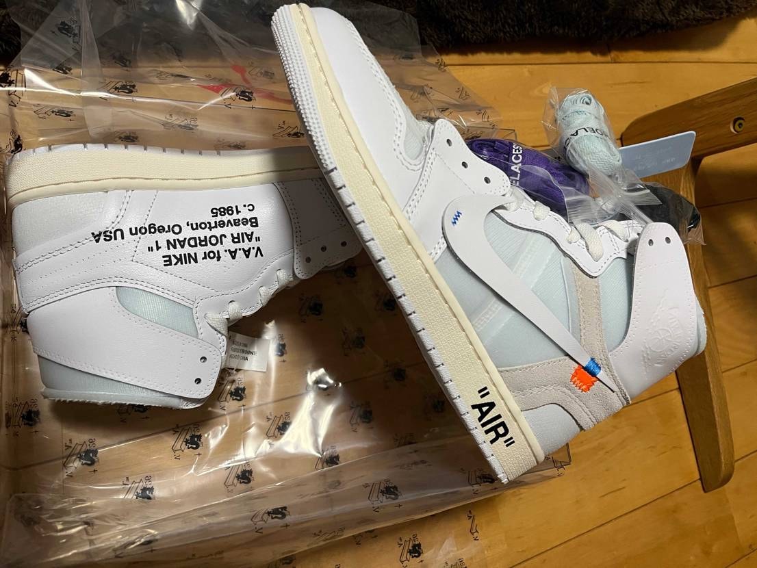 さっき届きました！
シンプルにかっこいいですね🔥