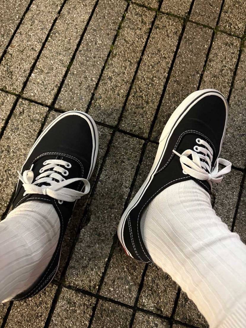 今日も朝からパッとしない天気続きでいつものオーセン履いちゃうパターン🤷🏻‍♂️ま