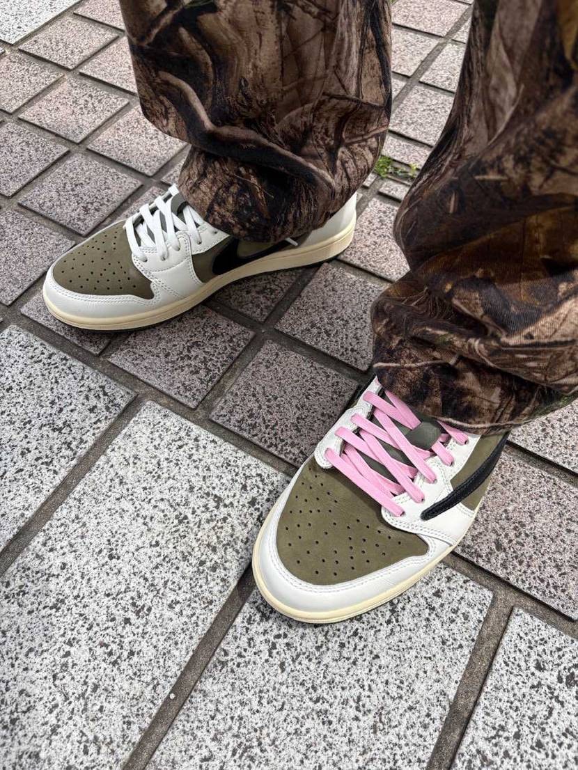 常田adidasは公式もatmosも落選したけどデフォルトシューレースに変えて垂