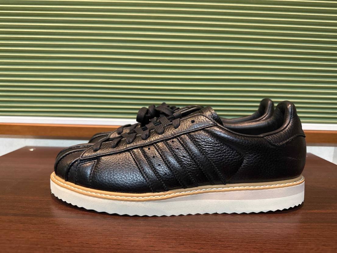 発売当時は買えなくて諦めていたけど、atmosオンラインで28cmが残ってたので