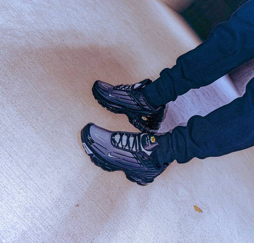 ずっと欲しかった エアマックスプラス3を入手しました！

実は最近話題のエア