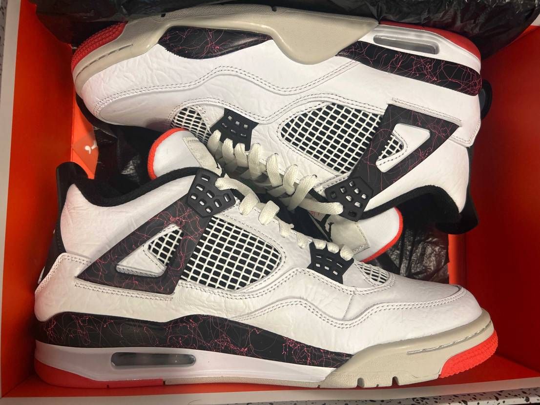 AIR JORDAN 4 RETRO 28cm 
WHIT