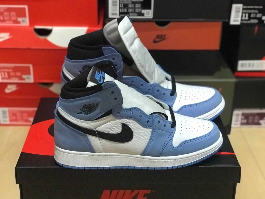 自分のとこにもSNKRSからついに届きました！
マイサイとGSサイズが😆美色で