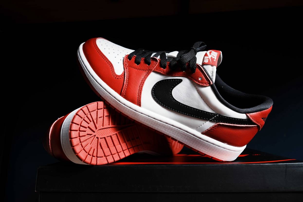 買った人だけが分かること。
プレ値つこうが、定価割れしよう