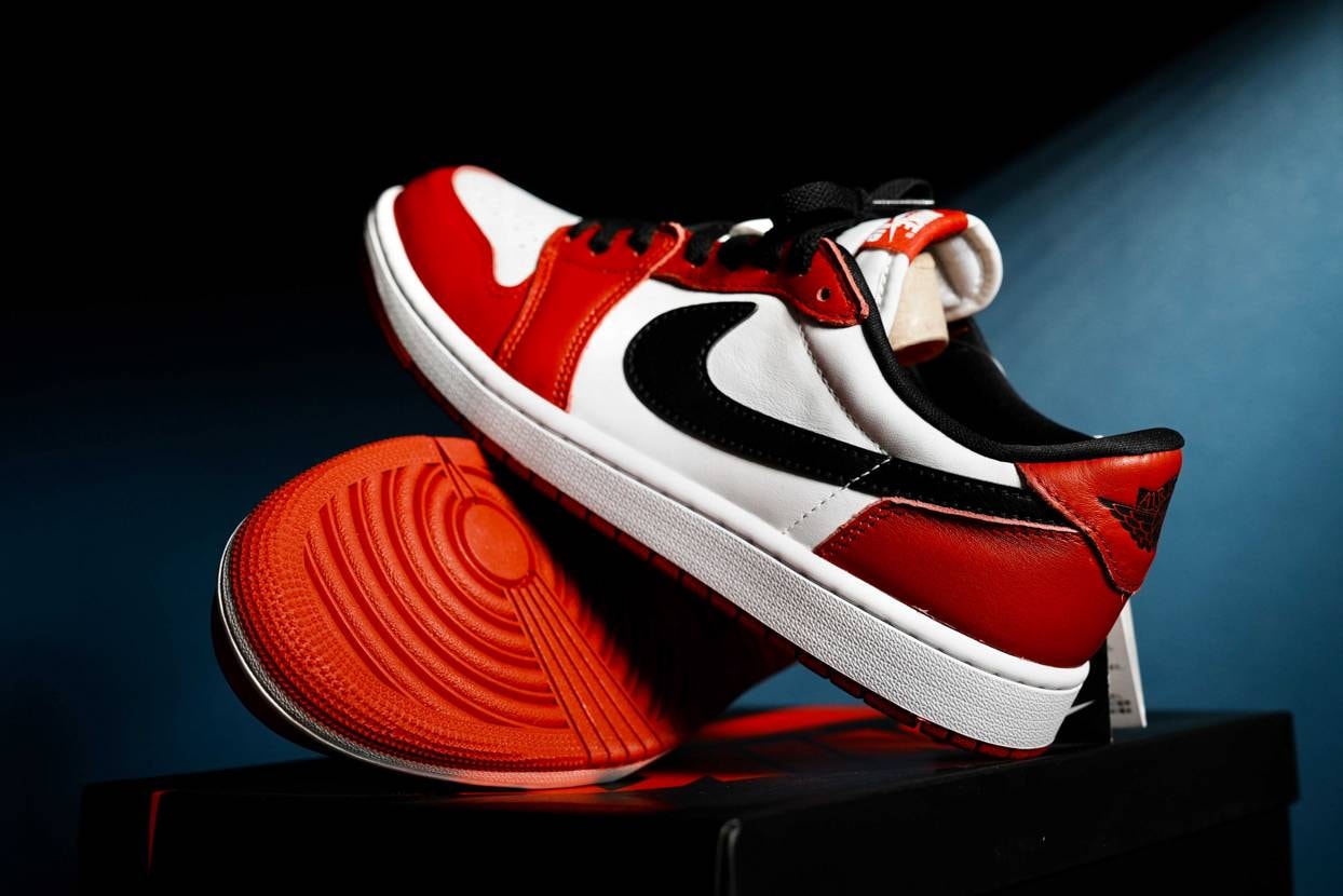 おっ！また来てくれるんでやんすね。２、３足欲しい人も多いだろ