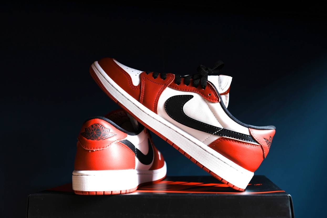 おっ！また来てくれるんでやんすね。２、３足欲しい人も多いだろ