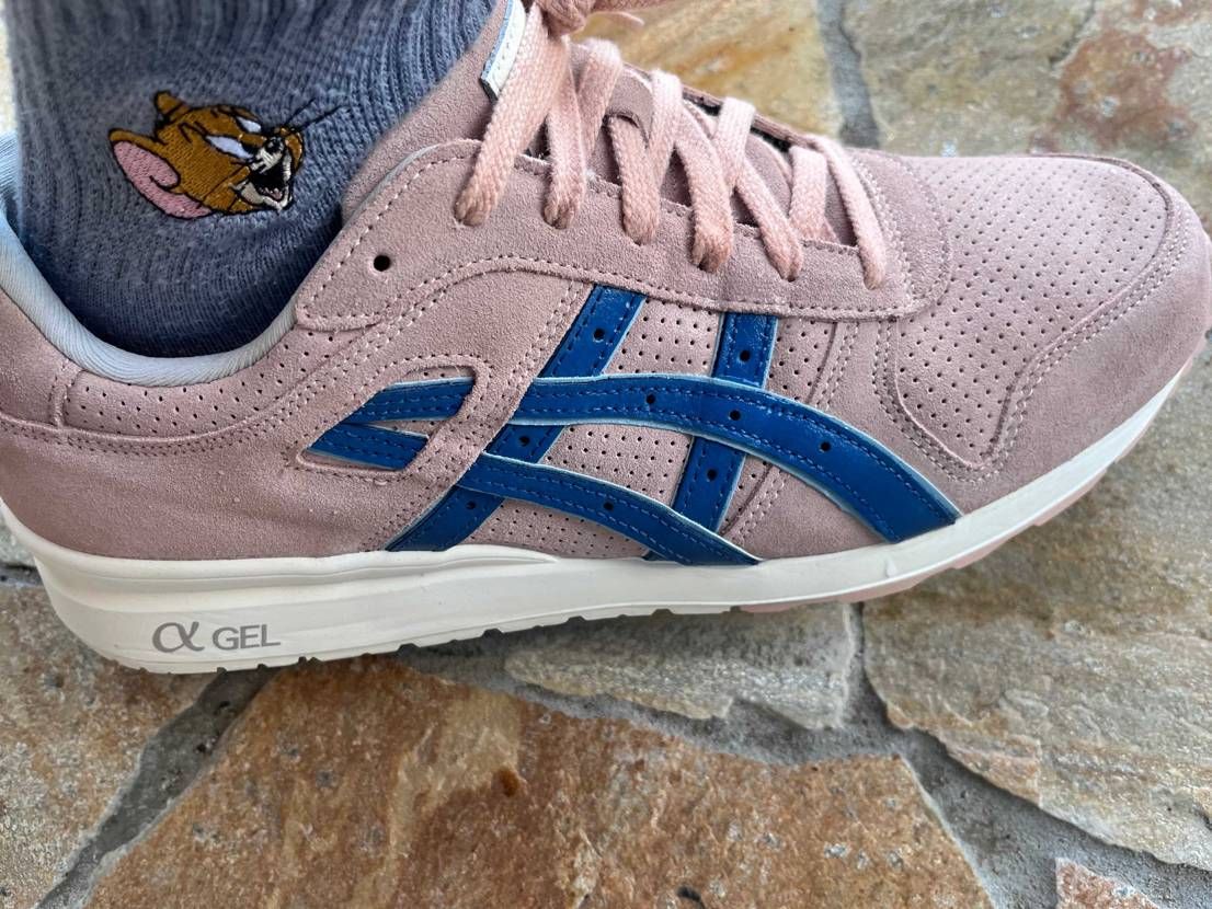 なんだかんだasics履きやすくていつも履いてしまう、、、