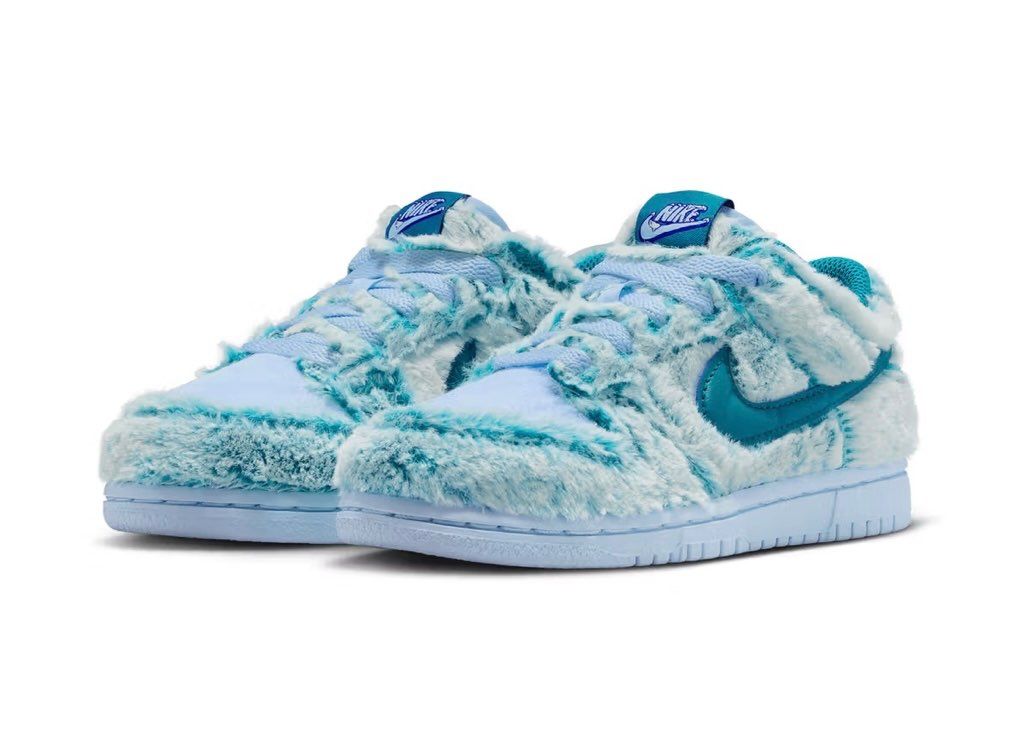 次の狙いはこの子 🩵🩵🩵

Nike Dunk Low 